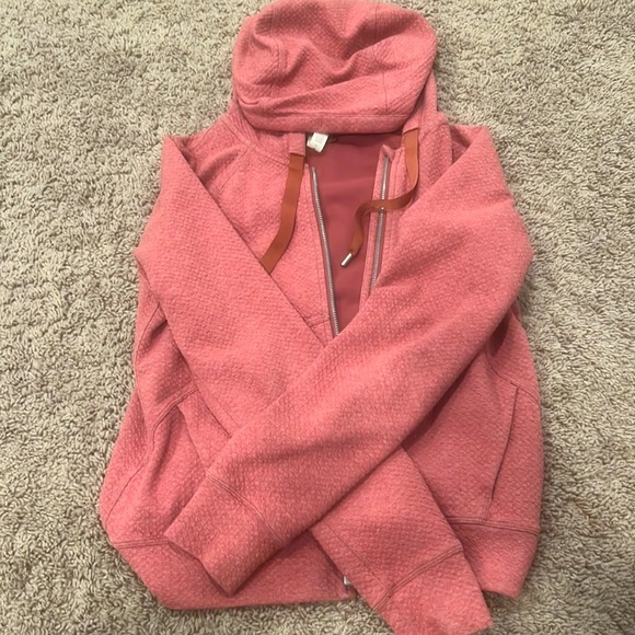 pink lululemon jacket - Picture 1 of 4